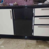كونتر • نضيف • بدون سنك