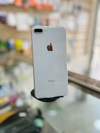 آيفون ٨ بلاس • ٢٥٦ • قفل