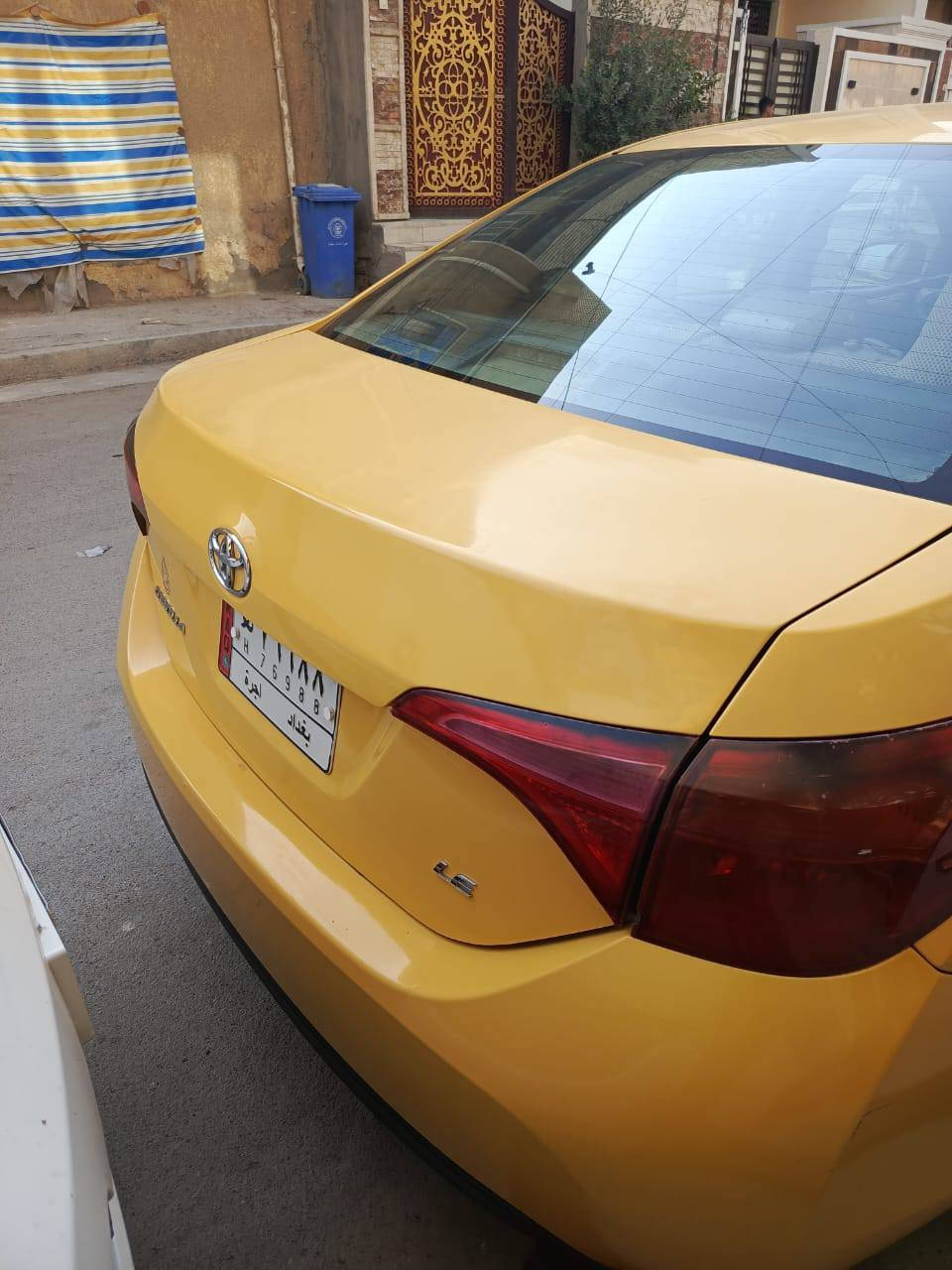 كورلا ٢٠١٨ وارد كندي ماشيه ١٨٠ بسمي رقم جديد بدلته نكليزي حادثها خلفي تبديل قبق جنطه وبلعراق بيها باب السائق مبدل مكينه كير تبريد كله مكفول سعر ١٢٨ رقمي ***********
