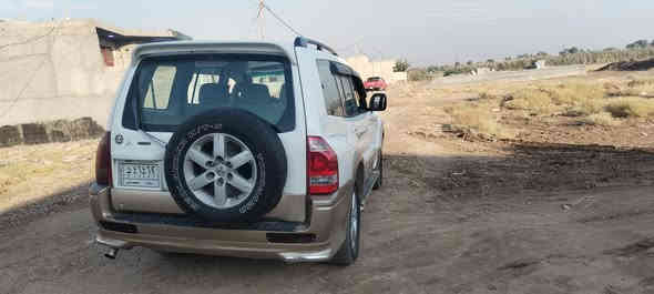 ٢٠٠٧ بغداد مكينه ٣٨٠٠ بيها جوملغ صبغ فقط والباقي مكفول من كلشي سعر ٩٠ مكاني راشديه مال لحسينه *********** يرهم مراوس
