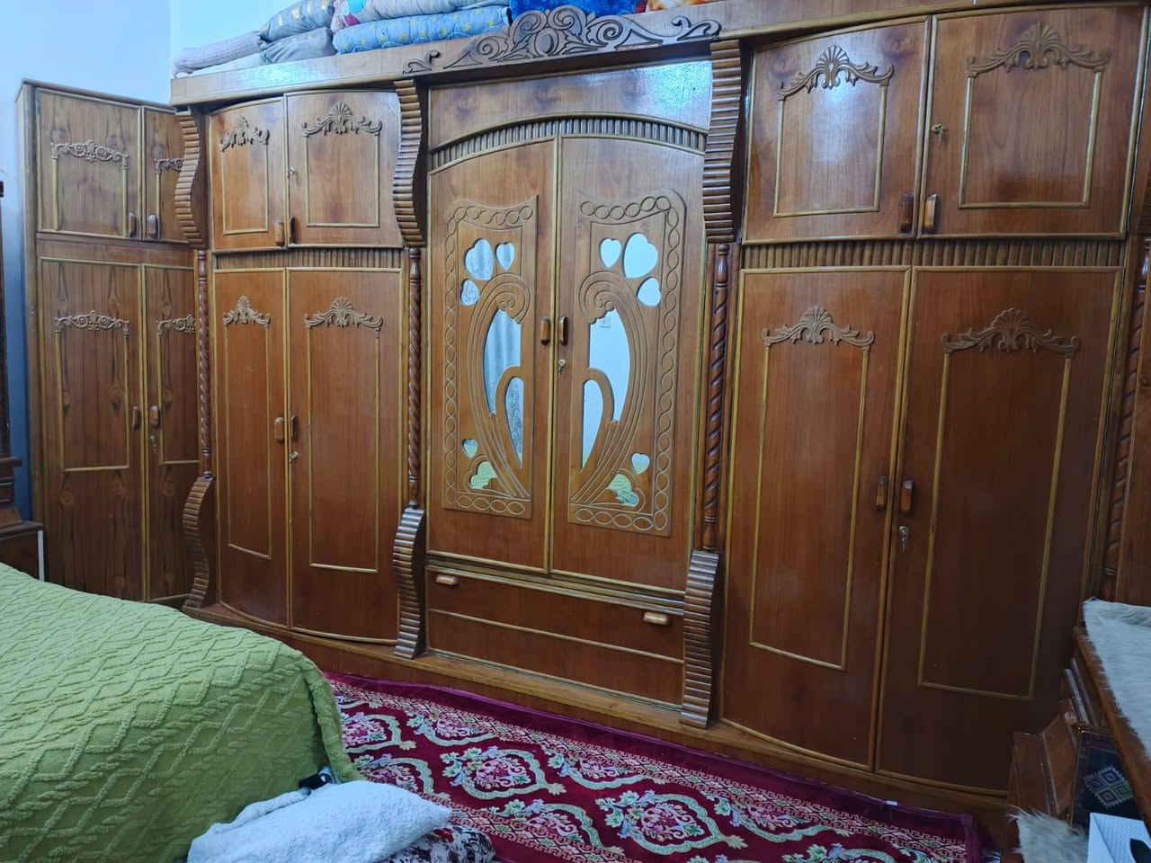 سلام عليكم غرفه للبيع صاج تزكام نضيفه رايده بمليون العنوان ميسان حي الصحفين ***********
