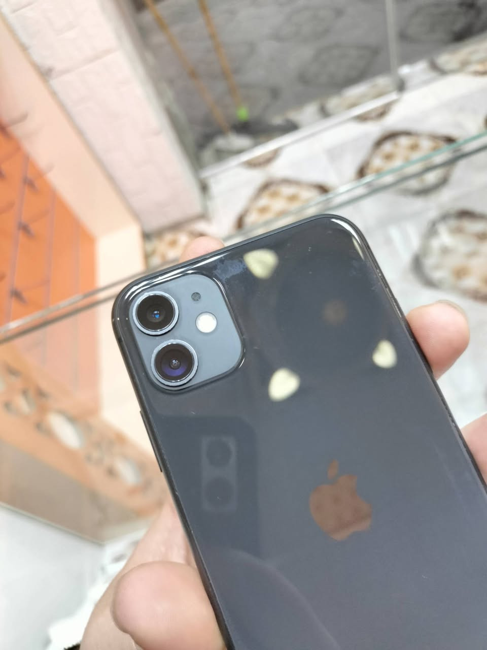 اايفون 11 عادي
ذاكرة 64
بطارية 74
الجهاز بلادي وتر 
مكفول من فتح وتصليح
سعرة 190 الف قفل !!

ضمان الجهاز 24 ساعه 
رمادي شارع السينما قرب مكتبة بغداد 

مصطفى الراوي// ***********

