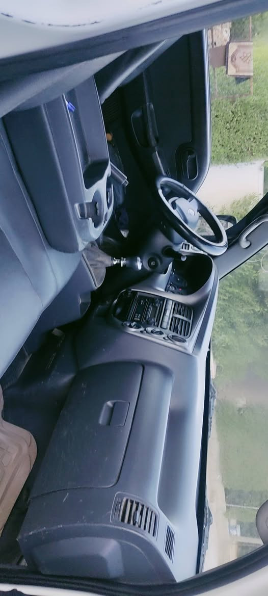 کیا 2015 سویج کۆنترۆل 
7 گێر مەکینە رەش کارەبای
براوە رەقەم پلاستیک
جوابی نامە نادەینەوە ئەگەر موشتەری تەلەۆن بکە شوێن هەولێر 
نرخی 70 وەرەقە مەجالـێکی برایانە گێر و مەکینە بەشەرت
*********** أربيل, العراق
