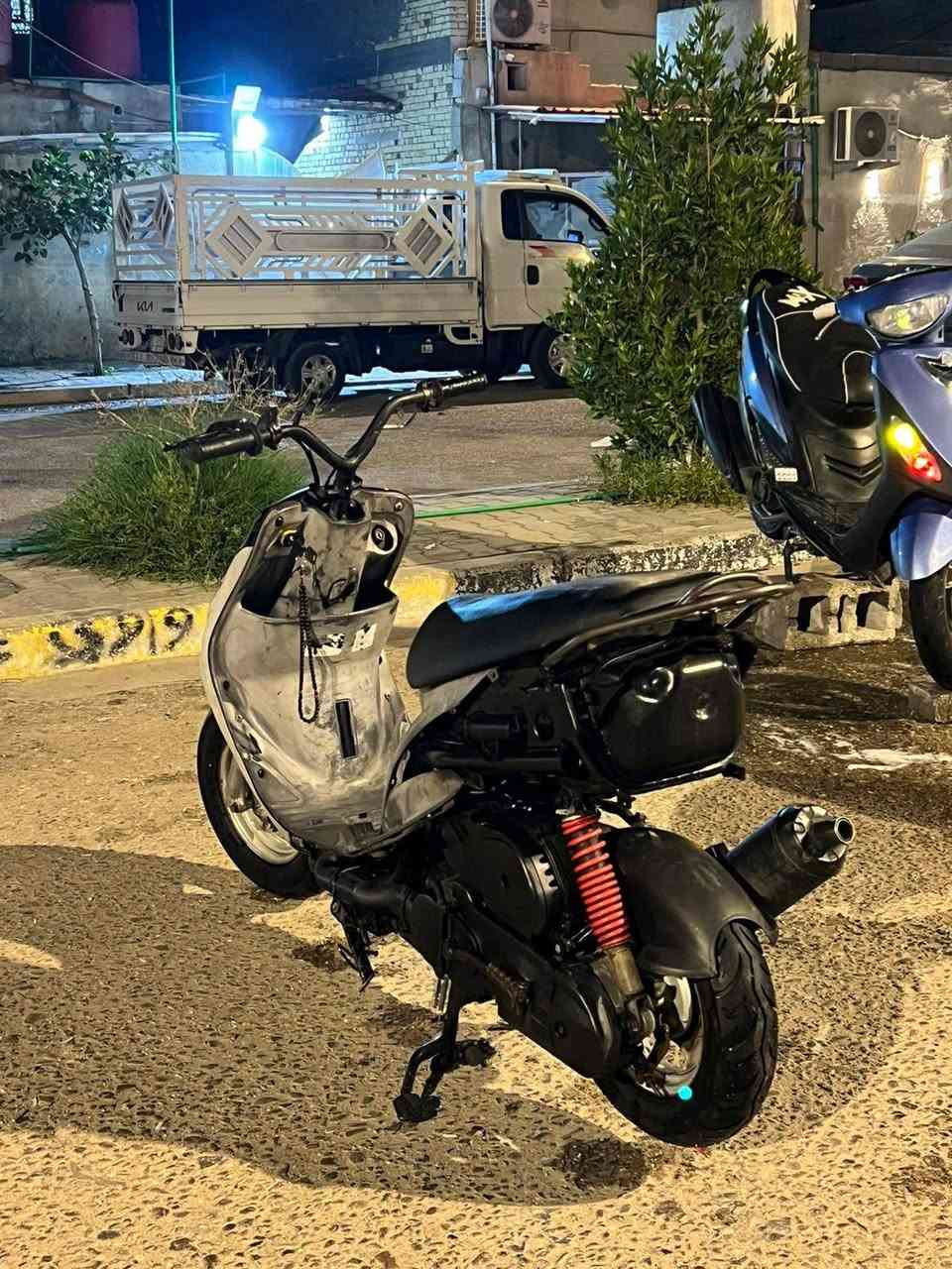 سلام عليكم دراجه ماكس البيع او مراوس العنوان البصره الجزيرة الرقم 
***********
