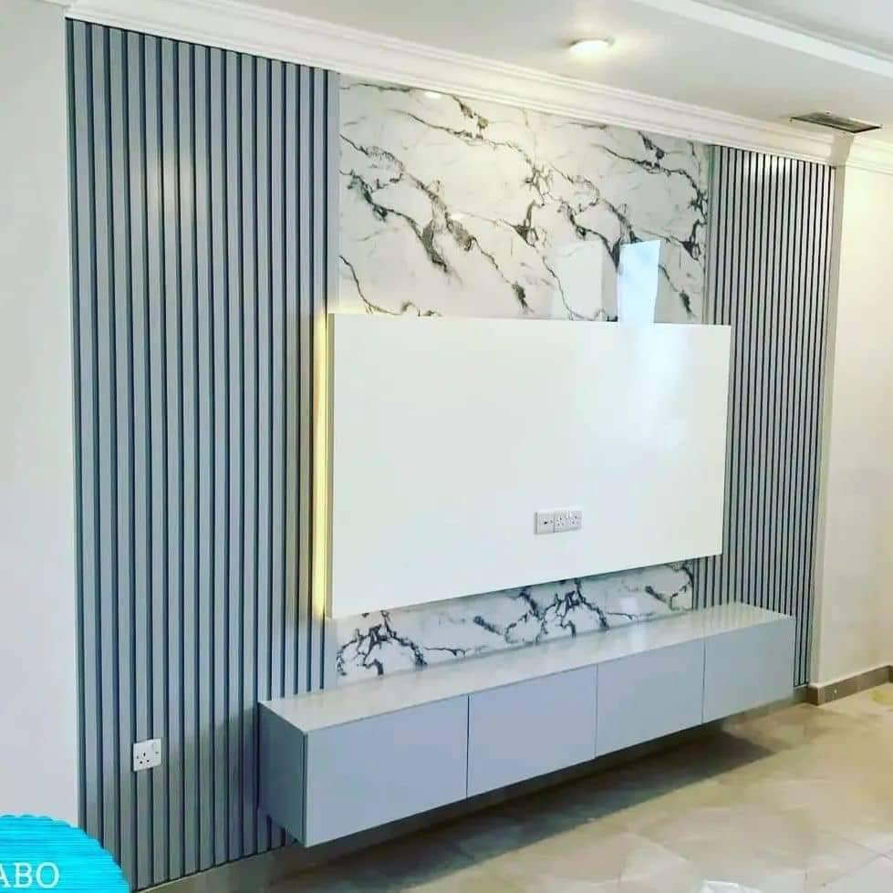 السلام عليكم موجود صباغ اشتغل واجهات المنازل وداخل المنازل والديكور بديل الخشب وبديل الرخام واشتغل سقوف ثانويه وسحبات البورك جاهزه باسعار كلش مناسبه واعمل جميع المحافظات شغل حلو ونظيف درجه اولى 100% والعمل قدام عينك بالصور استفسار على هذا الرقم واشتغل الشبابيك تنظيف وصبغ ***********
