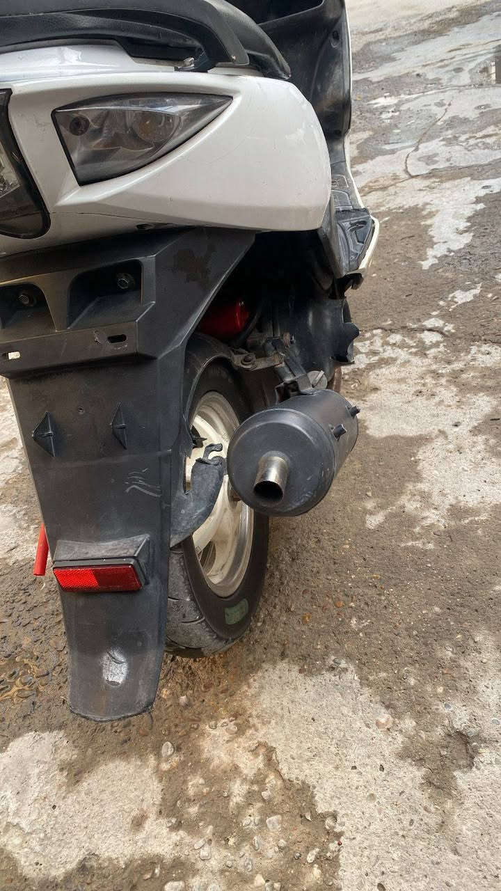 دراجه نضيفه كلش بيهه ملاحضات بسيطه
السعر 400 وبيهه مجال بسيط للاستفسار ***********
