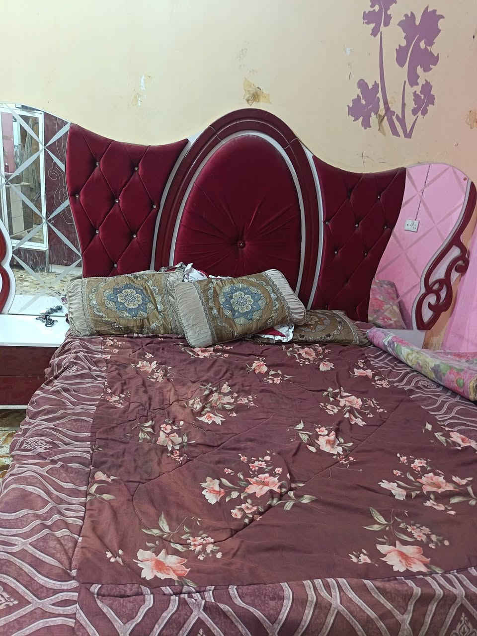 غرفه تركي للبيع للمعلومات اتصل***********
