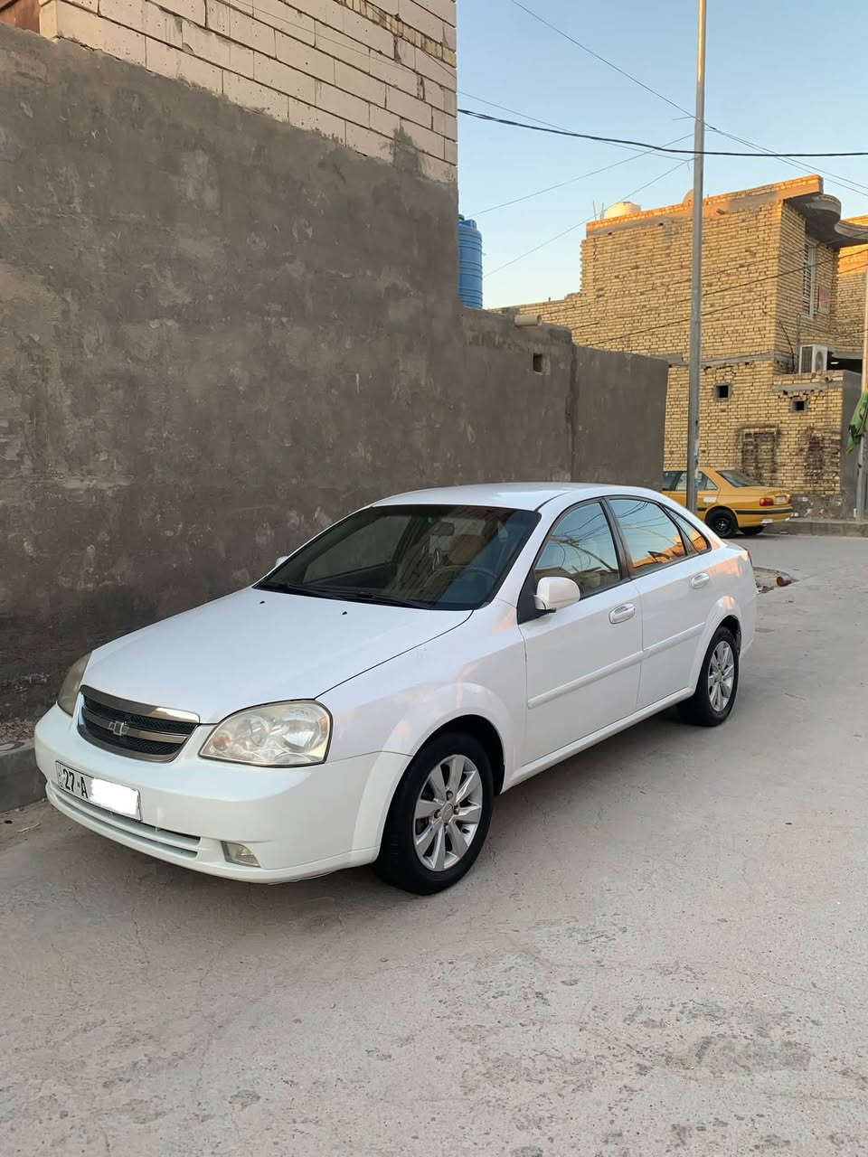 اوبترا رقم ذي قار الدولي
هزه وسنويه جديد
السياره مكفوله ما عدا رشه بين الباب والجاملغ جهه السايق
السياره عليه ادامه صدر امامي خلفي جديد تخم تاير جديد
كير مكينه تدفئه تبريد كفاله كهربائيات كله شغاله بدون نقص
السعر 78 وبيه مجال بسيط 
***********
