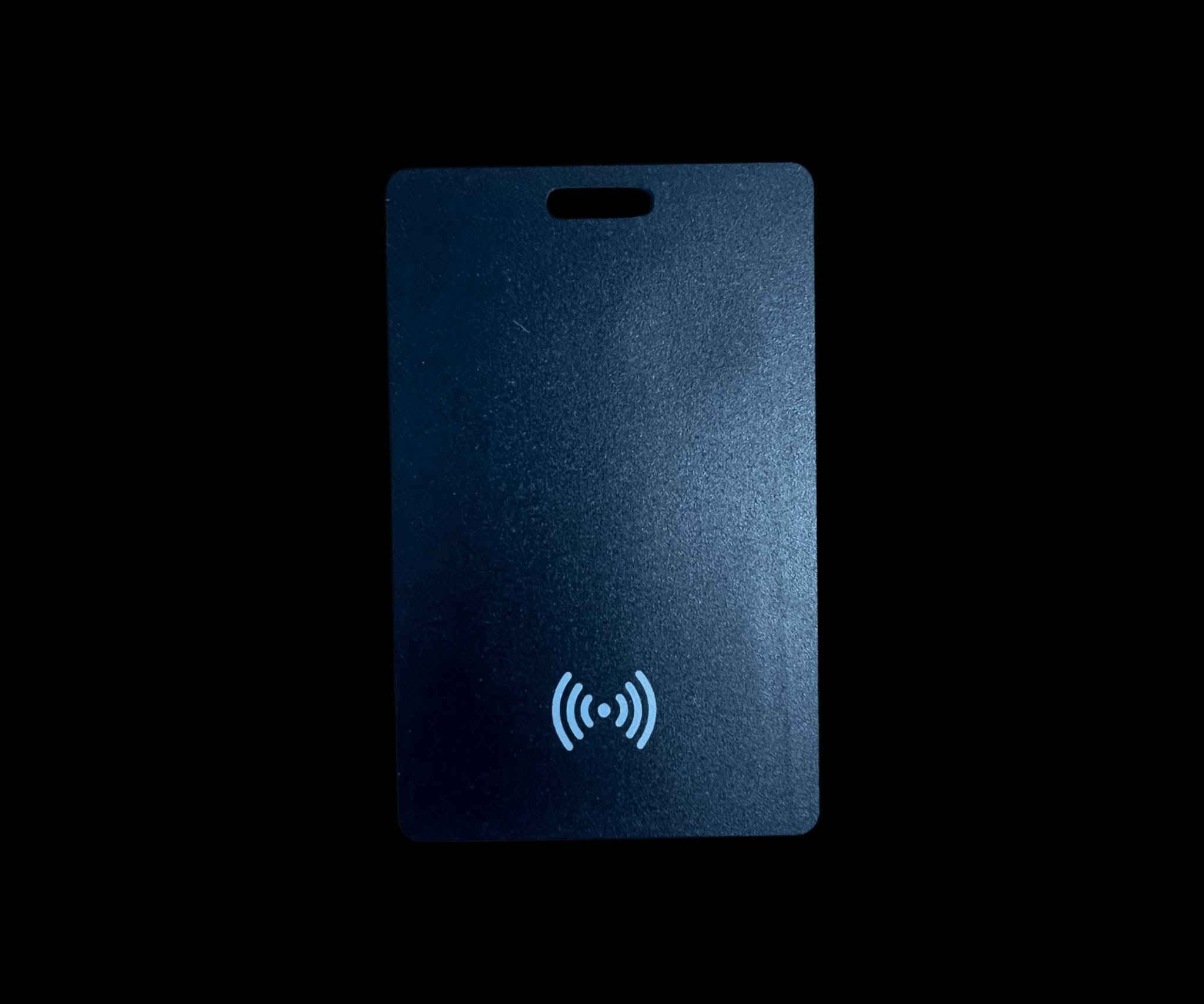 بطاقة تعقب ذكية رفيعة ماركة هوكو(Air Tag Card) – HOCO E102
السعر30🤩
الجمله18🤩 

الاستخدامات

تتبع المحفظة أو البطاقة الشخصية أو الحقيبة بسهولة.

العثور على الأغراض المفقودة باستخدام الهاتف.

مناسب للاستخدام داخل المحفظة بسبب تصميمه الرفيع.

يمكن وضعه في الحقيبة أو حقيبة السفر أو حقيبة اللابتوب.

يساعد على تحديد موقع الأغراض عبر تطبيقات التتبع على الهاتف.

المميزات

تصميم رفيع بشكل بطاقة لسهولة وضعه داخل المحفظة.

يعمل مع Apple Find My لأجهزة الآيفون.

يعمل مع Android Find Hub لأجهزة الأندرويد.

إمكانية تحديد موقع الأغراض عبر الهاتف.

إمكانية إصدار صوت للمساعدة في العثور على القطعة.

مقاوم للماء بمعيار IP68.

شحن لاسلكي بدون الحاجة إلى كابل.

بطارية ليثيوم مدمجة بسعة 100mAh.

تصميم خفيف وسهل الحمل.

خامة قوية مناسبة للاستخدام اليومي.

يدعم التنبيه عند الابتعاد عن العنصر المرتبط به.

محتويات الصندوق

بطاقة التتبع الذكية HOCO E102

دليل الاستخدام

علبة المنتج الأصلية

الملاحظات

يحتاج إلى هاتف ذكي للعمل مع التطبيق.

يعمل مع أجهزة iPhone عبر تطبيق Find My.

يعمل مع أجهزة Android عبر Find Hub.

يجب تفعيل البلوتوث وخدمات الموقع للحصول على أفضل أداء.

ملاحظة مهمة جدا: يرجى اختيار نوع البطاقة قبل الطلب حسب نظام الهاتف اذا كان اندرويد او IOS.

القياسات

قياس المنتج:

طول 8.5 سم  عرض 5.5 سم.

قياس الكارتون:

طول 9 سم  عرض 2 سم  ارتفاع 16 سم.

ملاحظة: هذا المنتج لا يمكن ايصاله للمناطق التابعة اداريا لحدود اقليم كردستان

للطلب***********

