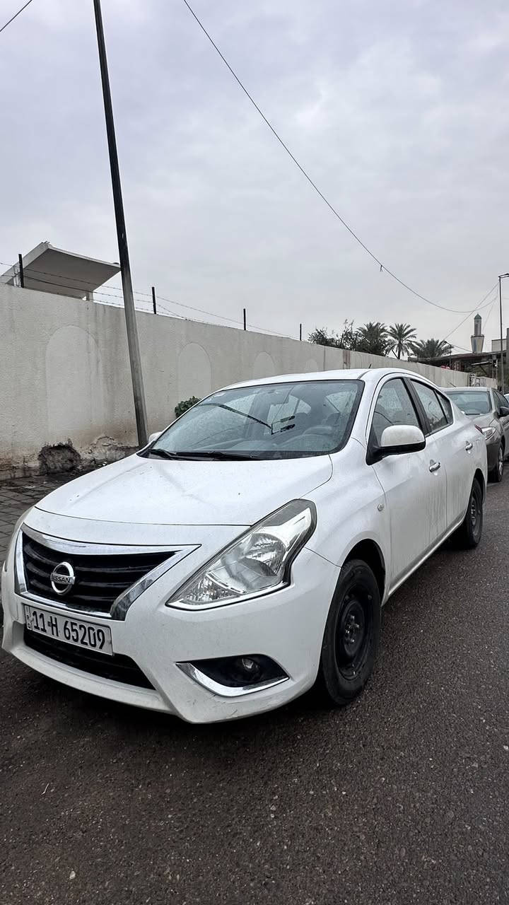 للبيع سني هندي 2019 مكفوله من تبديل والصبغ بيها بارد مكانين بار السايق وجاملوغ  خلفي سياره جديدة شوفت عينك مابيها اي نقص عليها ادامه كامله حتى صدر جديد تايرات تخم مابيها اي نقص 
مكانها حي الجامعة
105 بيها مجال قليل للشراي
رحمه الذاك الاب لتعلق تريد اتصل 
***********
