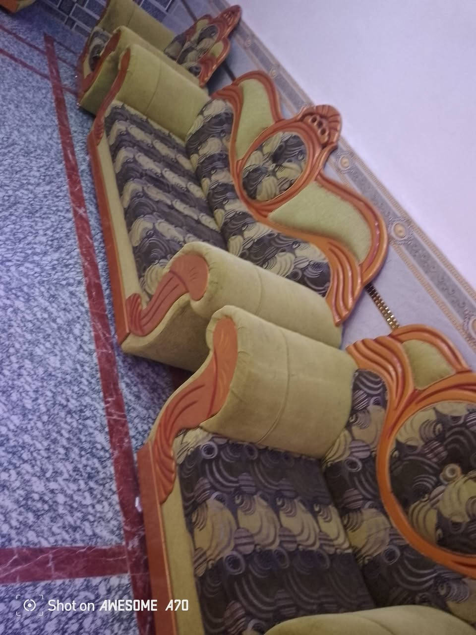 سلام عليكم تخم البيع سعر 500وبيه مجال رقم ***********
