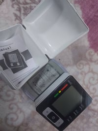 جهاز ضغط معصمي • اصدار حديث • تگدر تقيس بنفسك