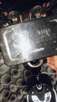 دراجه شحن كهربائي UB-400 - حجم ٢٢-
من رخصه الادمن 

٤ - بطاريات مسطره 

تايرات ياباني جبلي ( شوبليس ) 

استخدام - ٢ شهرين 

موديل -٢٠٢٤ 

نظيف جدا جدا 

لون - اسود - سيلفر رصاصي 

سرعه -٤٥ كيلو 

 دبل - شاره 

سويتش ( دبل سويتش ) 

لايت زينون - اشارات ليد 

نظيفه جدا استخدام قليل 

ار جي بي خلفي 

مقعدين امامي وخلفي ( طبي) 

سله اماميه - شاحنه ١٢٠ واط شغال 

ويل كب ( سبورت عريض ) 

حساسات بريك ( امامي - خلفي ) 

بادات ( البايدر موجوده ) 

قفل بريك خلفي ( مع مفتاح مدمج ) 

مرايات اماميه - حامل هاتف مع شحن لاسلكي 

شاشه ديجيتال عاليه الاضاءه 

ضوء عالي  البعد - متوسط البعد 
***********
السعر(٤٥٠ الف دينار ) وبيها مجال
