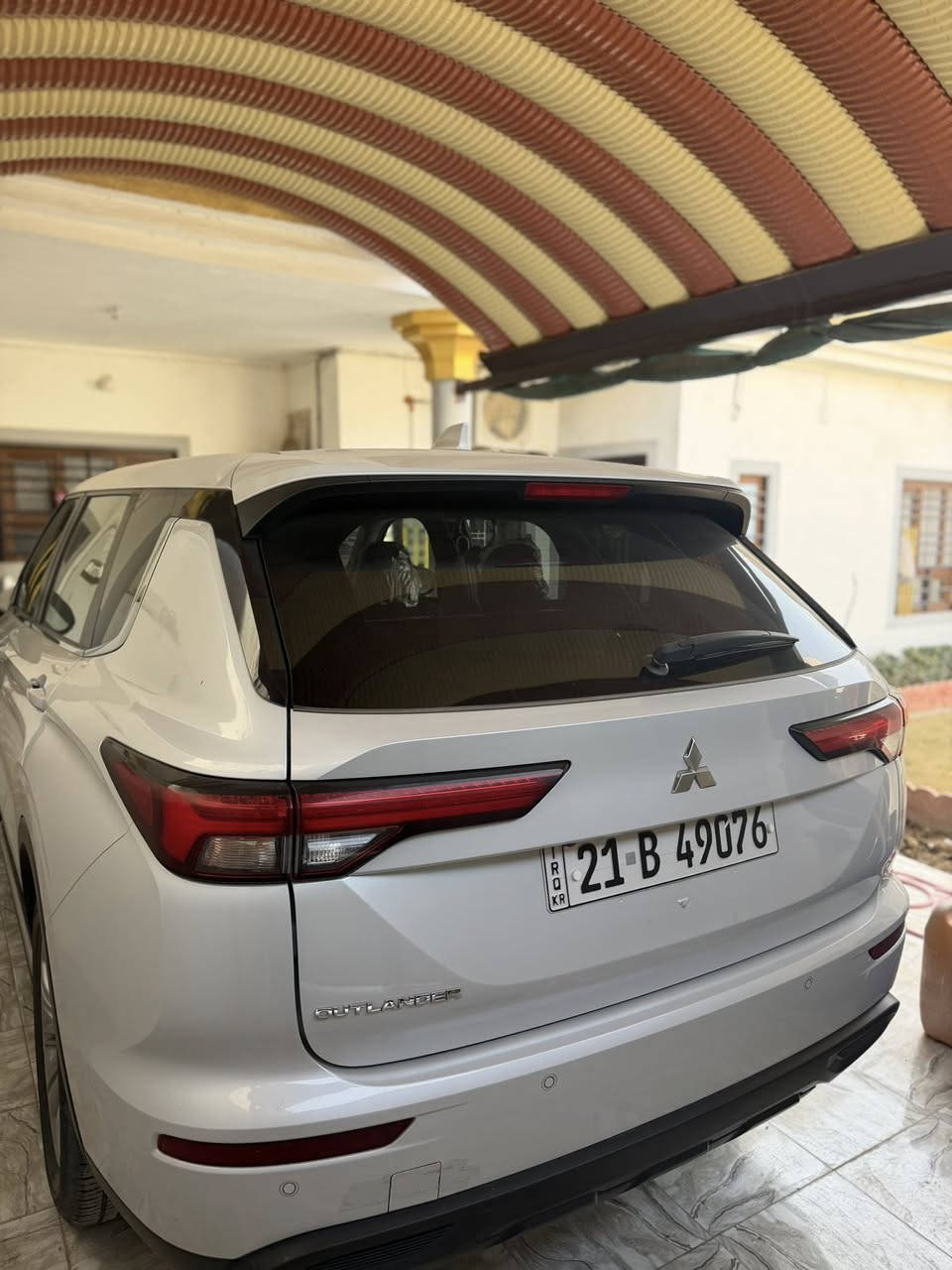 اوتلاندر ٢٣. للبيع التفاصيل خاص او اتصال***********
