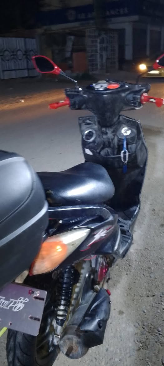 سكنس فحل كابريتر شغاله نكره سلف محرك لا نضوح ولا تبخير نضيفه نقصها بنز خلفي السعر 550 مكان بغداد ***********
