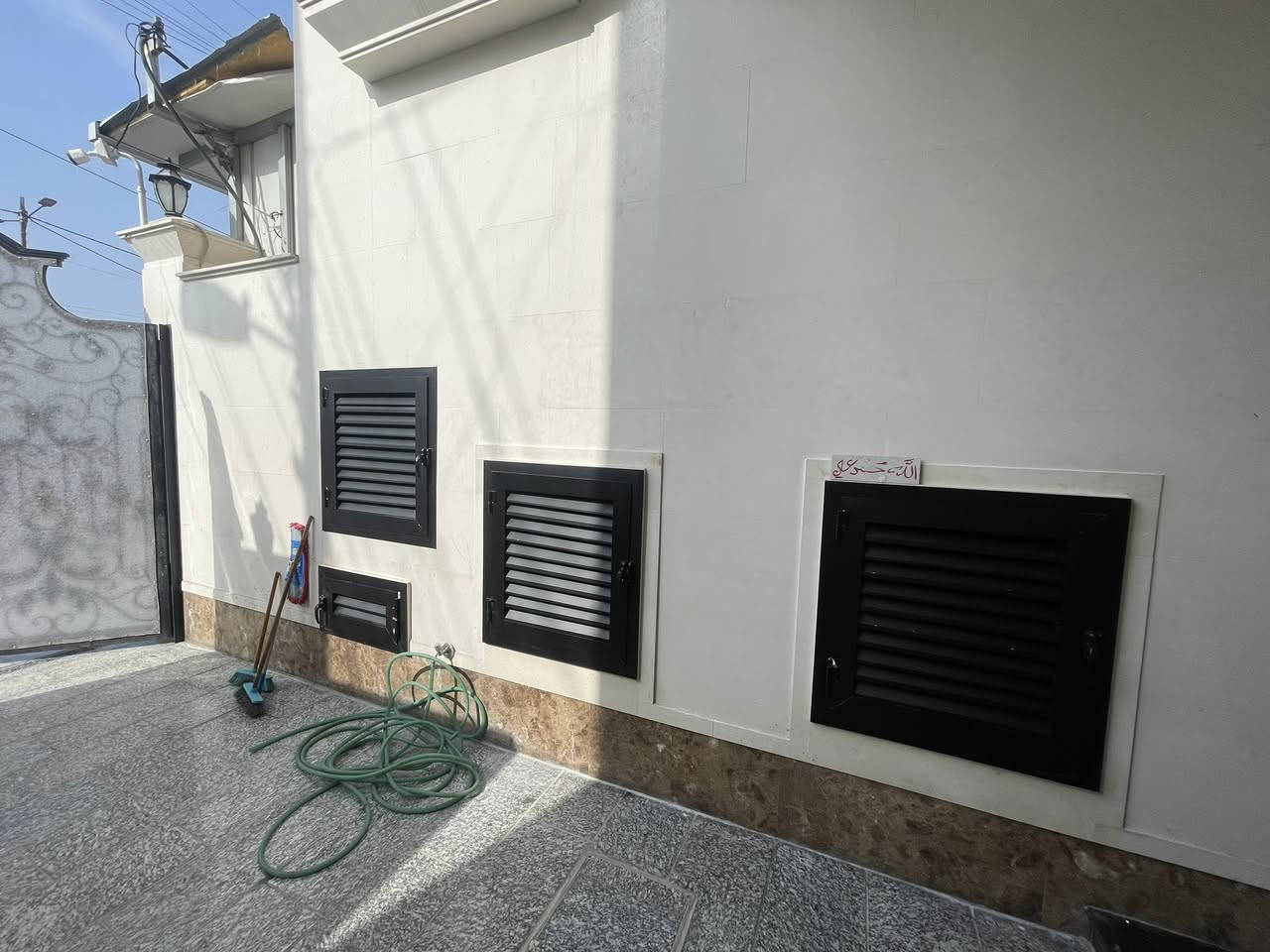 #عيون_بغداد 

 جميع أعمال الألمنيوم 

محجرات_أبواب وشبابيك -واجهات 

الصيني _التركي_السعوي 

بغداد /الشعب :-شارع عدن 

للحجز والاستفسار مراسلة الصفحة او 

الاتصال:-***********
