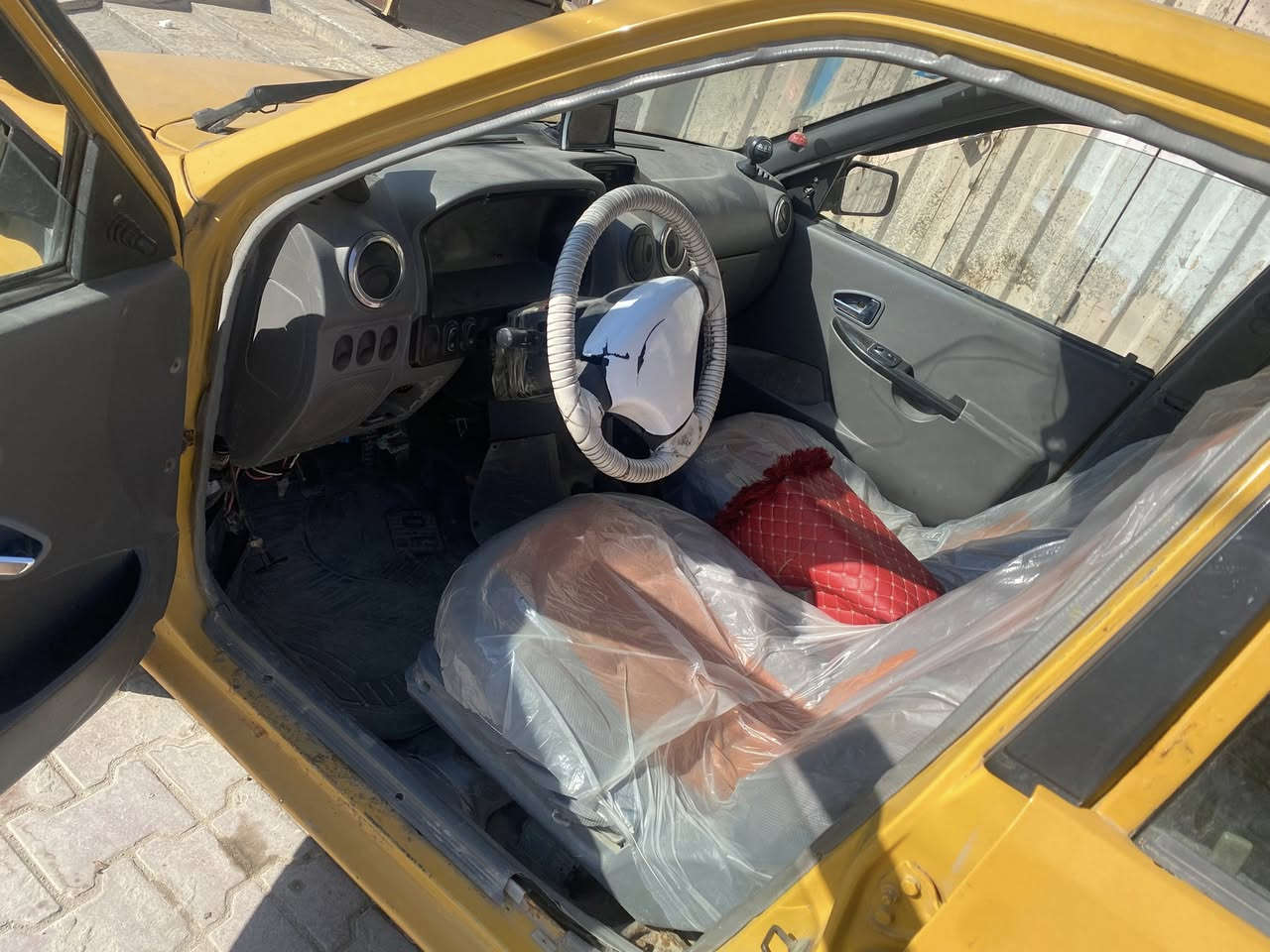 سايبه 2011سياره جاهزه
مصفره هيئه و غرامات 

السعر25وبيه مجال او مراوس

الرقم***********

مكان كربلاء حي العامل
