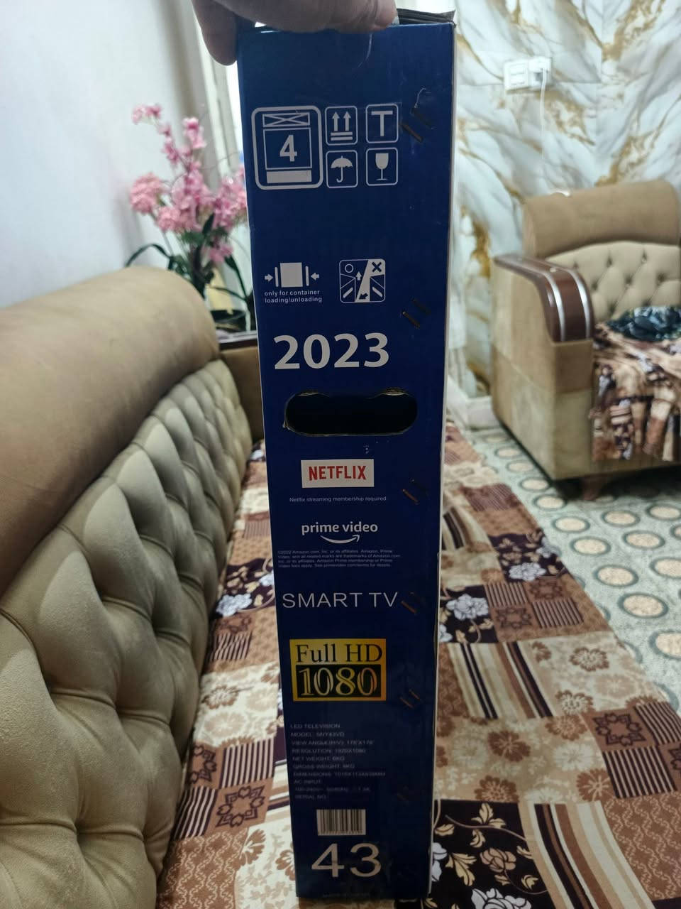 السلام عليكم إخواني عندي شاشة سوني جديدة لك بالباكيت حجم 43 سمارت إنترنت السعر 300 ألف قفل  العنوان/  الشعب 
رقم الموبايل : ***********
