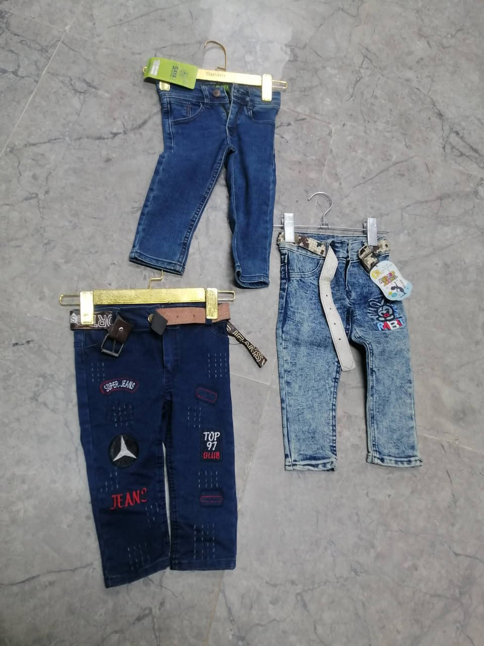 #بنطرون_ولادي بناتي ٤ل١٢سنه 
#السعر 7الاف
#قميص_ولادي_بناتي ٤_١٢سنه
#السعر 6500
#بنطرون ولادي_بناتي بيبي ب5الاف
#قميص ولادي_بيبي ب3500
#يوجد_توصيل 
#العنوان_فلوجة حي الشهداء مقابل عيادة دكتور وليد مجاور مكتب العراب 
#للحجز_خاص_او واتساب ***********
