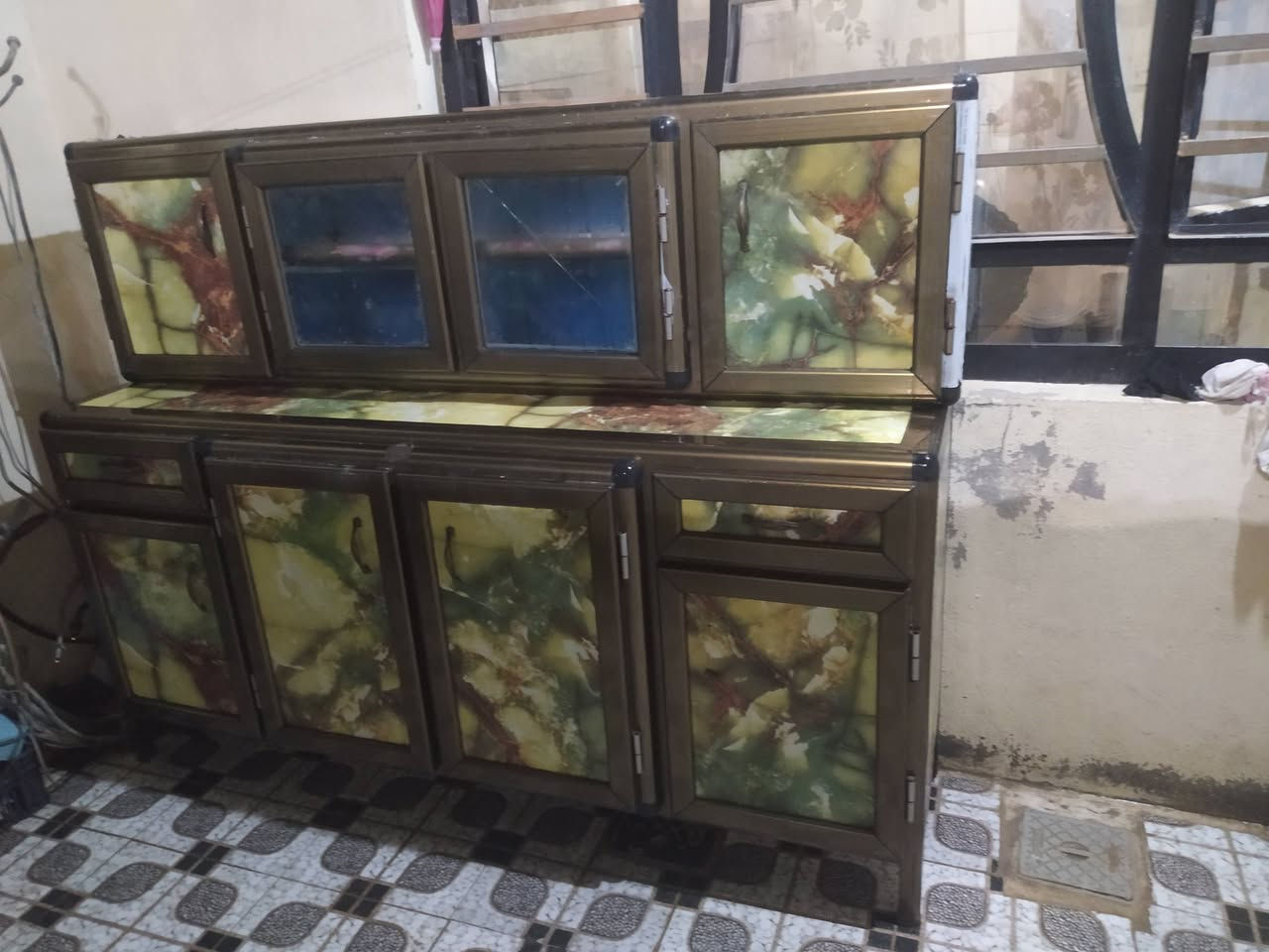 يوجد كاونترات عدد2للبيع نفس الحجم 4ابواب ارضي وملحق بدون سنكي اضرار بسيطه جدا للبيع سعر الواحد 160وبيه مجال حله مجاور المحكمة الجديده


**إذا كنت صاحب هذا الإعلان وتريد حذفه لأي سبب، رجاءا أرسل رسالة إلى الدعم الفني**