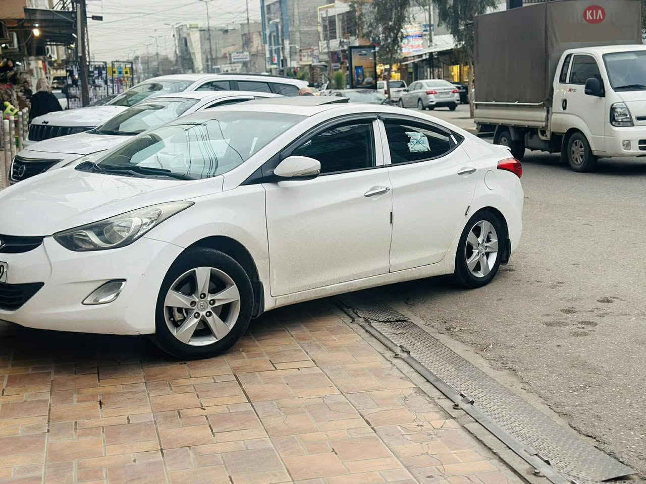 مروواس شعندك…نزل بل تعليق… ..النترا خليجي موديل 2014 محرك دوش قبل شهرين شديتو مال كصه .. ضررها  باب الخلفي ورا النفر بي صبغ شوي والداير ..وباقي التفاصيل متواجد عل ماسنجر او الرقم ***********
