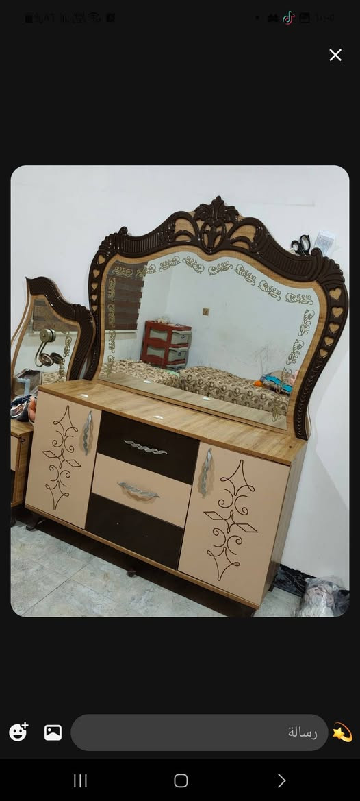 من رخصة الادمن.. غرفة للبيع بسعر مناسب للاستفسار الاتصال على الرقم***********
