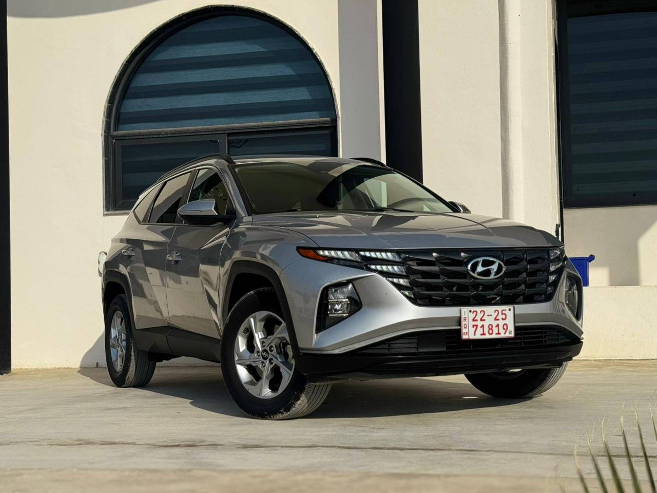 هونداي توسان 2023  -𝐒𝐄𝐋 بدون صبغ
‏ايرباك سليم ✅
حجم المحرك 2.5

المواصفات : SEL

بصمة وتشغيل عن بعد دخول ذكي

شاشة كبيرة تدعم CarPlay 

كاميرا

هاند بريك بصمة

كشن كهربائي

كشنات هيتر 

اوتو هولد  اوتو ستارت اوتو ستوب

 نظام النقطة العمياء Blind Spot Monitoring

توقيف جزئياً أو يبطئ السيارة تلقائياً عند وجود سيارة في النقطة العمياء أثناء الدخول إلى الشارع العام بشكل خاطئ 

تحذير الخروج عن المسار + المحافظة على المسار Lane Keeping Assist 

رادار امامي (تحديد مسار)

‏‎رادار جانبي (نقاط عمياء)

‏‎رادار خلفي (التحذير من الاصطدام)

‏‎حساسات خلفي 

شحن لاسلكي للموبايل

صندوق كهربائي 

نظام قيادة :    ECO-NORMAL-SPORT-SMART-SNOW

تحكم استيرن 

تبريد لمس

تبريد مركزي

لايتات زينون

بك لايتات LED بلادي

‏السعر 192

***********  واتساب

*********** واتساب

*********** واتساب
