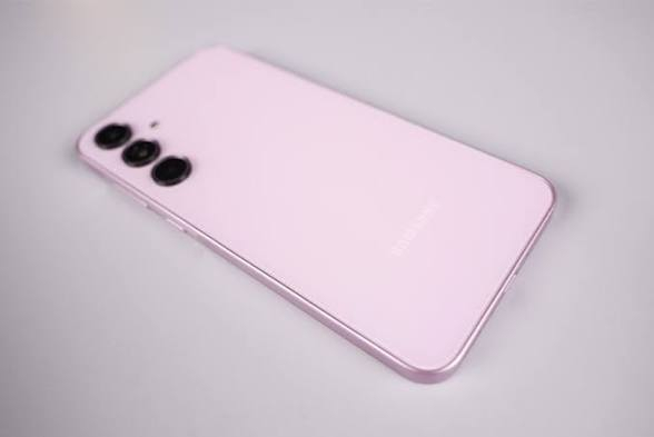 سلام عليكم جهاز سامسونك A35 g5
جديد نضافته 97\100 للبيع و مراوس بهونر اكس 9سي  السعر خاص


**إذا كنت صاحب هذا الإعلان وتريد حذفه لأي سبب، رجاءا أرسل رسالة إلى الدعم الفني**