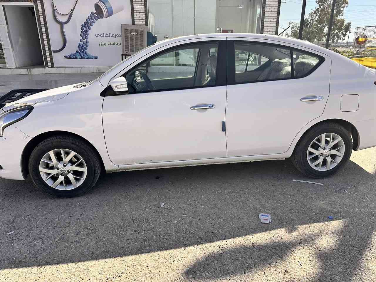 سني 24مصري فول فول ماشيه40 الف سعره120 وبيهه مجال بصمة مري شفط جام كهرباء تبريد قطعتين ***********
