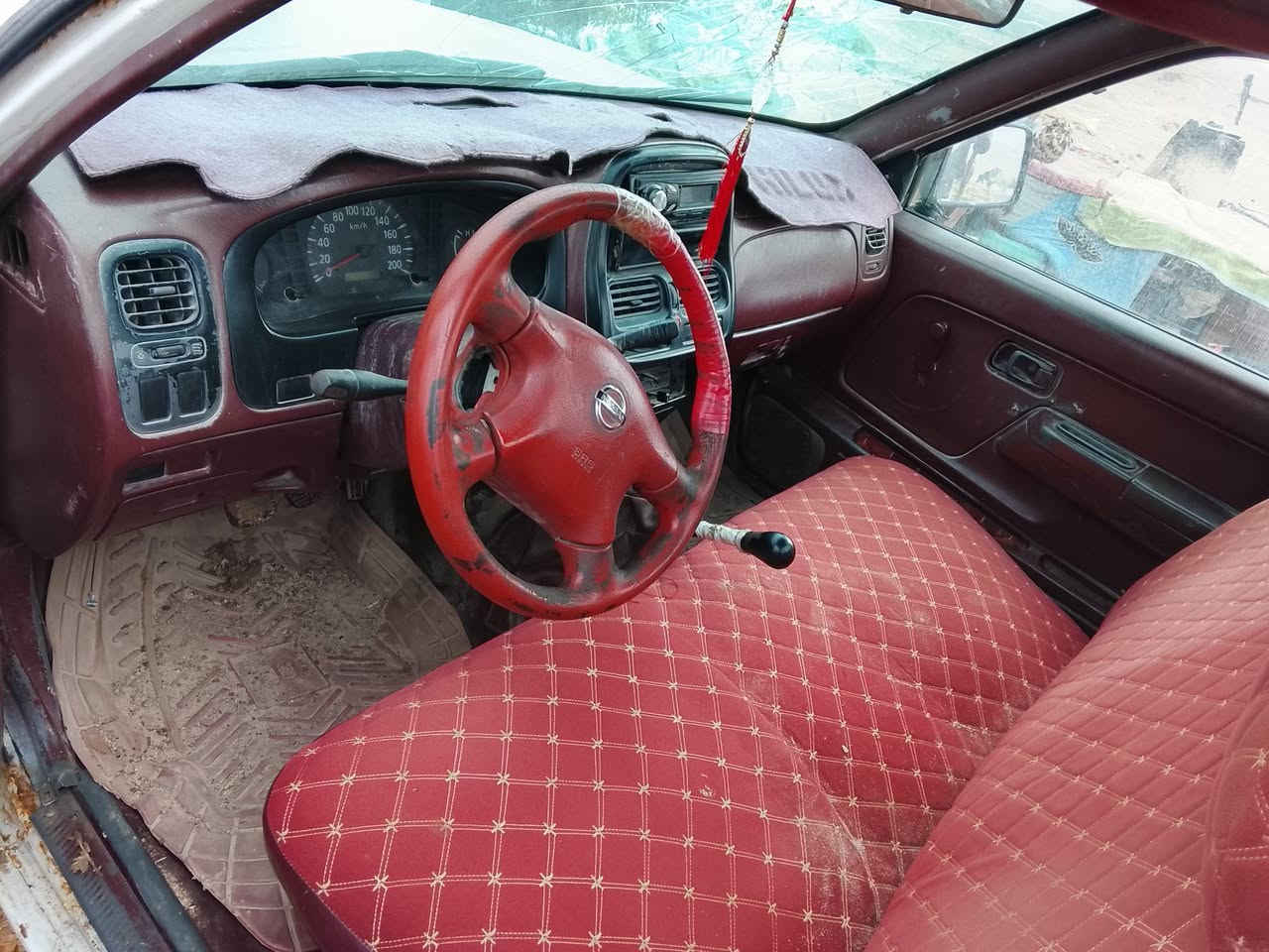 يالله سلام عليكم نيسان شبوط موديل 2002كير محرك اكسن شاصي خير من الله لا تنقيص ولا تبخير رقم انبار اصفر تحويل مباشر
 مناسبه الشراي بيع مستعجل غير متواجد عل فيسبوك رقم صاحب السياره***********
