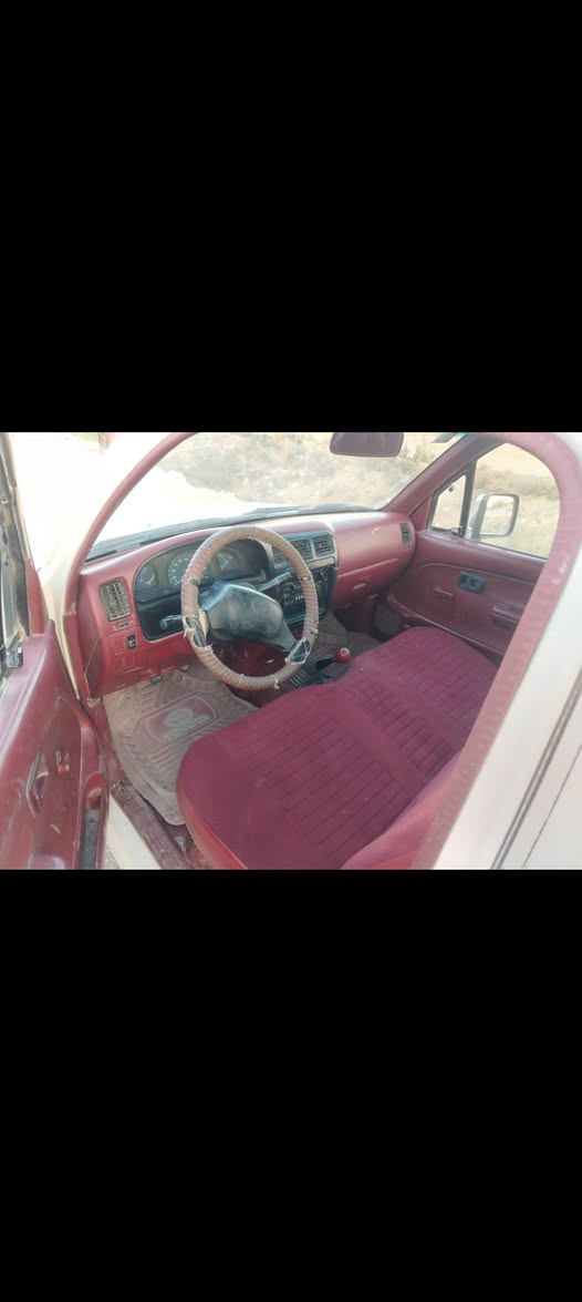 سلام عليكم

بيكم للبيع مديل 2004 مكفوله من ضربه وتبديل

محرك مامفتوح وكير شاصي حداديه كهربايات تخم تايرات

رقمه (بصره)انكليزي لل2030 السعر 95وبيه مجال

اتصال مكانه ديوانيه *********** سياره مال جناي
