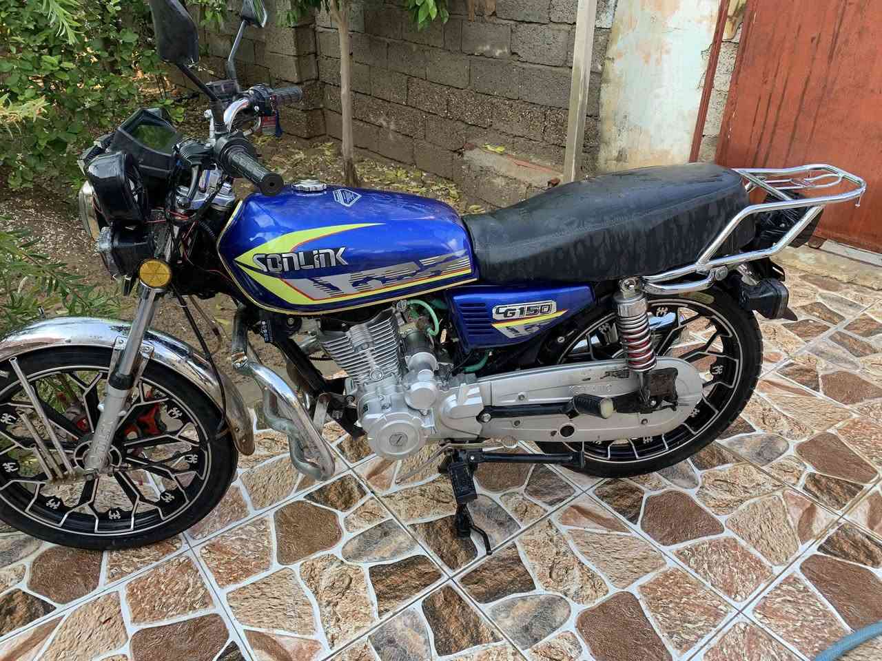 سلام عليكم ورحمة الله وبركاته 
دراجة سفيان موديل ٢٤ مكفولة من اي عيب مع أوراق كاملة السعر ٥٧٥ بيه مجال مكاني قرب جسر التحويلة


**إذا كنت صاحب هذا الإعلان وتريد حذفه لأي سبب، رجاءا أرسل رسالة إلى الدعم الفني**