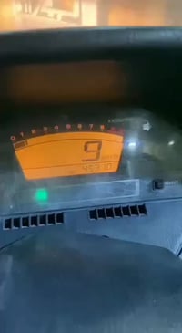 للبيع بدون قايش كفاله عامه الدراجه ناعمه وحلوه 1350  07814233404