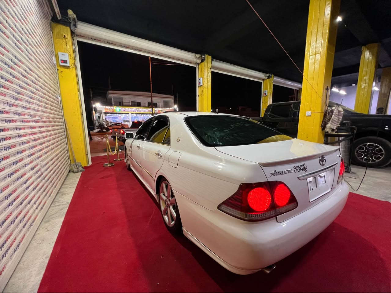 بە ناوی خوای گەورە 
شاهینە بۆ فرۆشتن 
١٨٤ موس بێ دوکەڵ
قەپات مواسەفات 
٣ دوگمە 
کوشن جڵد کوشن هیتەر 
سڵایت 
فۆرمیگا سور  
تایە و ویلی دینگەی ئیستیل 
سوکان حەیزەران 
سەیارەکە کامل مەسرەفە نوقسانی نییە بێ چاڵ و شوختە زۆر زۆر جوانە ماڵی دۆستە تەقە و ڕەقەی نییە ٤ دەبڵی ڕۆیاڵی لەسەرە تەبرید سارد و گەرم مەزبووت برێکی مەزبووت داشبڵی زۆر جوانە و کامل کارەبای و گیانی بە شەرت….بۆیاخیش٤ پارچەی ئەوروپای هەیە بێ دەعم لێدراو کەڤەر گۆڕاو ڕەقەم شانسی بە شەرت…..
گۆڕینەوەش دەکەم لەسەر دڵگرتن 
نرخی : ٨٠$وەرەقە و مەجال
شوێن : عەربەت 
ڕەحمەتت لێبێت موشتەری نیت سەری خۆت و منیش مەیەشێنە سەیارە بە نامە و تەلەفۆن ناکڕدرێ موشتەریت وەرە سەیریکە
***********
*********** السليمانية, العراق
