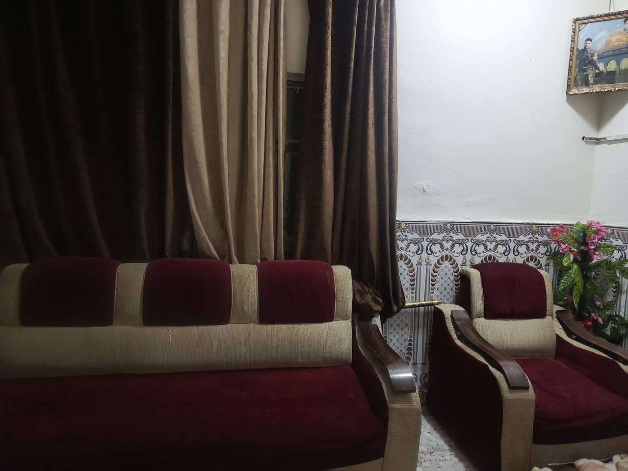 تخم  قطع عدد 6 للبيع بسعر 125 وبيه مجال 
بيع مستعجل


**إذا كنت صاحب هذا الإعلان وتريد حذفه لأي سبب، رجاءا أرسل رسالة إلى الدعم الفني**