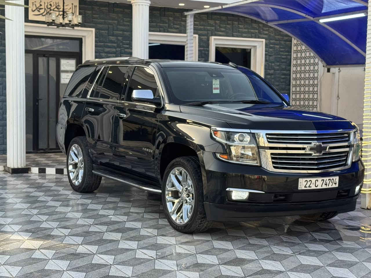 السلام عليكم
تاهو موديل ١٩ خليجي برايمر علامه ضوء القمر 
فول مواصفات 
مكفوله من الصبغ والتبديل 
معروف مواصفات ال برايمر 
ماشيه 88 حقيقي جديده السياره 
رقم اربيل سنويه وهزة كله جديد 
بسمي تحويل ثاني يوم 
السياره بيهه كتاب تضليل 
مكان السياره بغداد المدائن سلمان بأك 
السعر ٤١٣ وبيهه مجال 
***********
