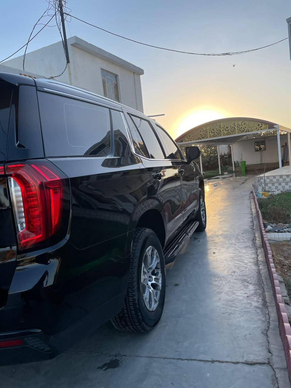 السلام عليكم
للبيع 
يوگن فئةsle السيارة بحالة الوكالة نضيفة جداً 
ماشية24000km
للاستفسار ***********
