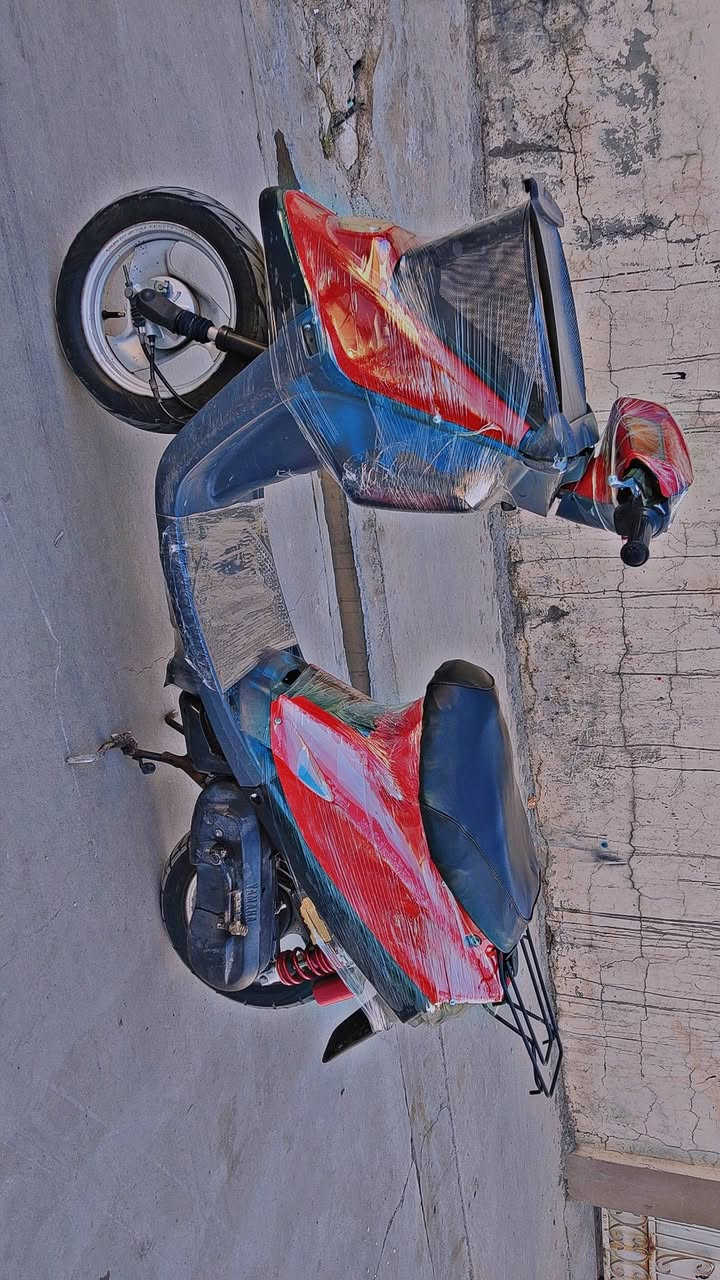 ماطور ياماها للبيع دراجه كفاله عامه مابيه اي عطل أو نقص كله بل شرط محرك ناعم فول نشاط كهربائيات وسلف ودشبول كله شغال شاصي بل شرط محرك بل شرط اكسل بل شرط دراجه كلها بل شرط سعره 150 بيه مجال قليل كركوك قادسيه الثانيه الرقم ***********
