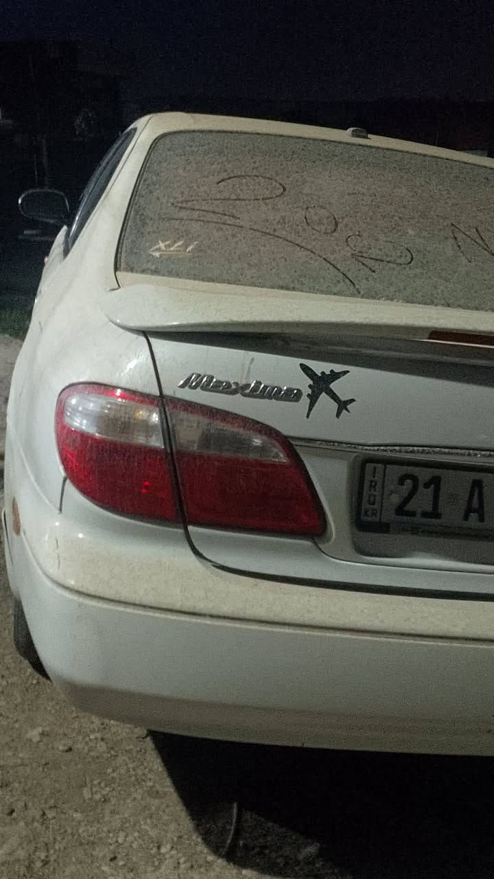 Nissan Maxima 2002 ***********

