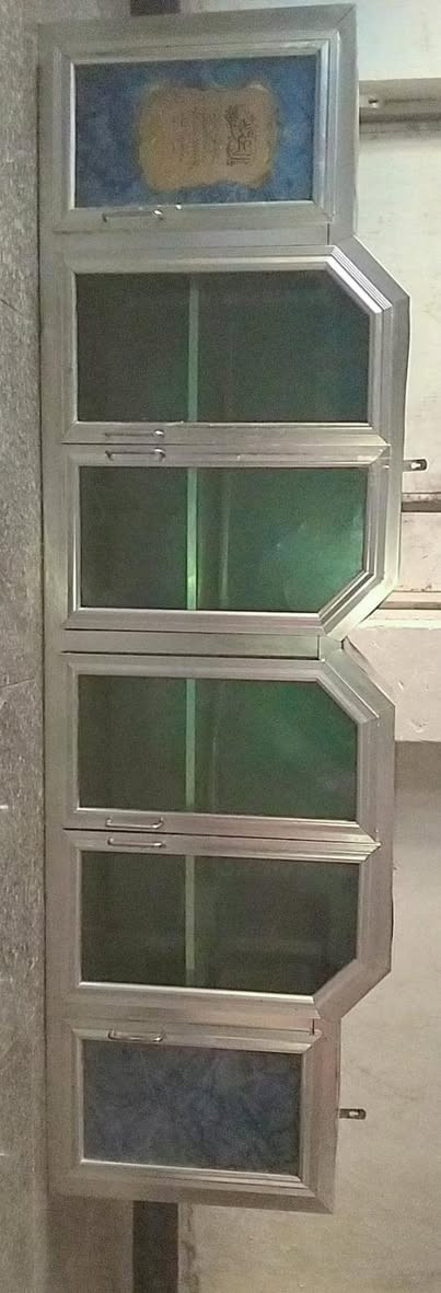 السلام عليكم ثلاجه كاونتر و عارضه للبيع بسعر مناسب الرقم *********** مكاني ناصريه مركز
