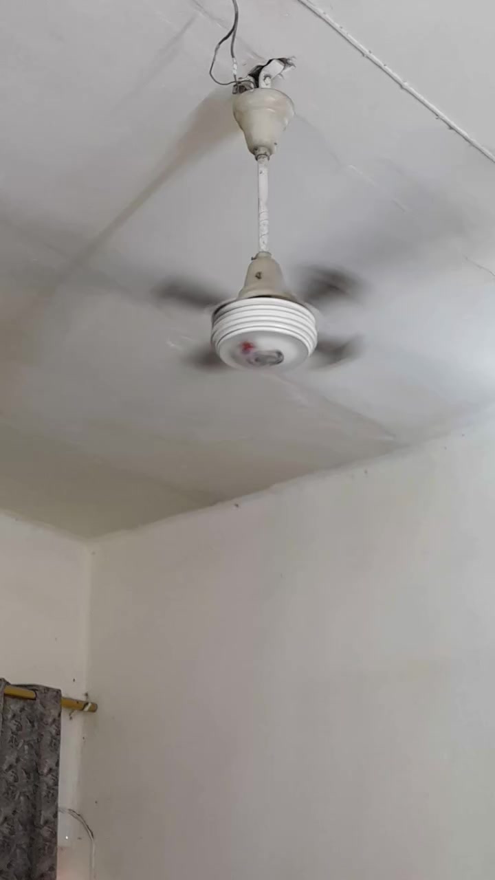 السلام عليكم رحمه لموتاكم اشترو مني ذولي الاغراض كلمن وسعرها زوجي مريض تضخم عنده وماعندي علاج اله لان والله العظيم إيجار ٤٥٠ وماعندي معين ليريدهم خاص


**إذا كنت صاحب هذا الإعلان وتريد حذفه لأي سبب، رجاءا أرسل رسالة إلى الدعم الفني**