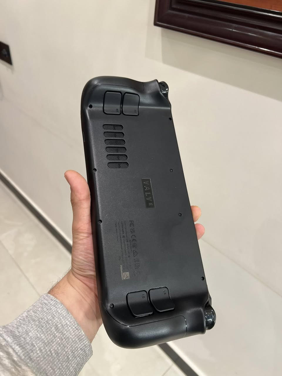 السلام عليكم شبابنه عندي ستيم ديك نسخة اوليد 512 نضافة 100%الجهاز فاصل احطه ع الشحن يشتغل ضوه الشحن البصف مكان الشحن بس الجهاز مينهض ولا اريد ابيعه فحم فحم عاطل طافي ملحقاته جنطه وكارتونه وشاحنته كلهن ويا موجودات الاصليات… انطوني سعر مرتب وبالعافيه واتساب***********
