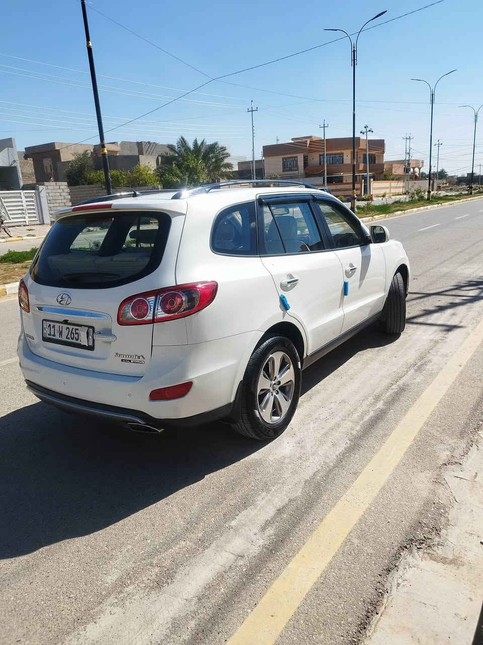 السلام عليكم :
سنتافي خليجي ١/١ موديل 2012  مكفولة كفالة عامة
 فول مواصفات للبيع فقط بدون مراوس✅
بأسمي رقم بغداد انكليزي مشروع وطني ✅ سنوية لغاية ٢٠٢٨.
مواصفات السياره فتحة + بصمة + مكينه 6 سلندر+ 7راكب 
3 قطع تبريد فور ويل 
وبعد مواصفات المعروفة بالسنتافي✅✅
 سياره خير من الله كاملة مكملة من تدفئة تبريد حدادية تخم اطارات جديده ماشية ١٥٣ الف قابل للزيادة  .
السعر ::  ١٦٨ ورقة وبيها مجال 
مكاني ديالى / المقدادية 

رقم الهاتف
***********
