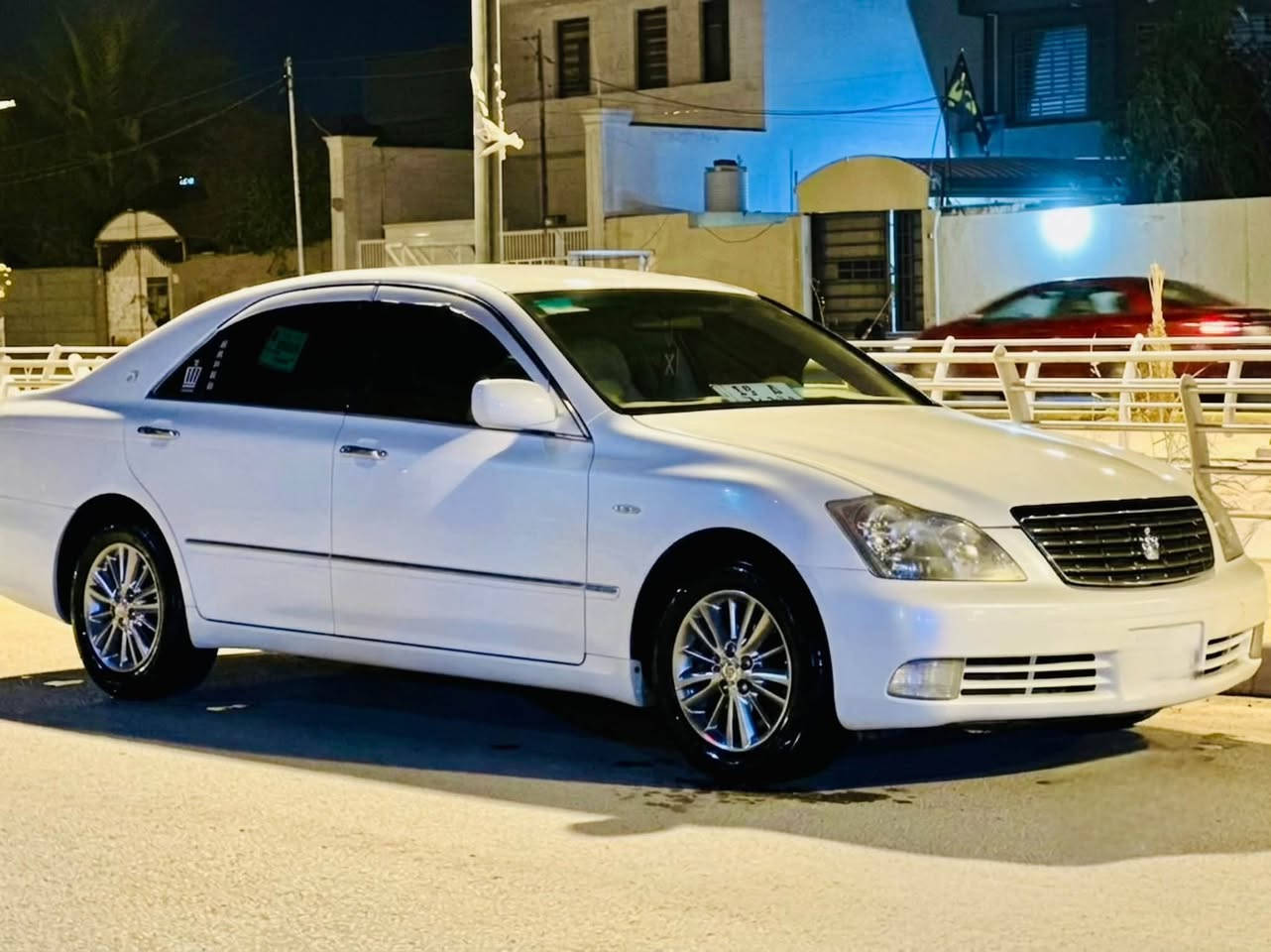 سلام عليكم للبيع كراون شاهين 2006  تسجيل جديد رقم بابل باسمي سياره كفاله عامه ماشيه 84 الف كير مكينه كفاله سياره جديده ما ناقصها شي فول سياره برده خلفيه بصمه أربع أبواب سعرها 160 وبيها مجال 
***********
