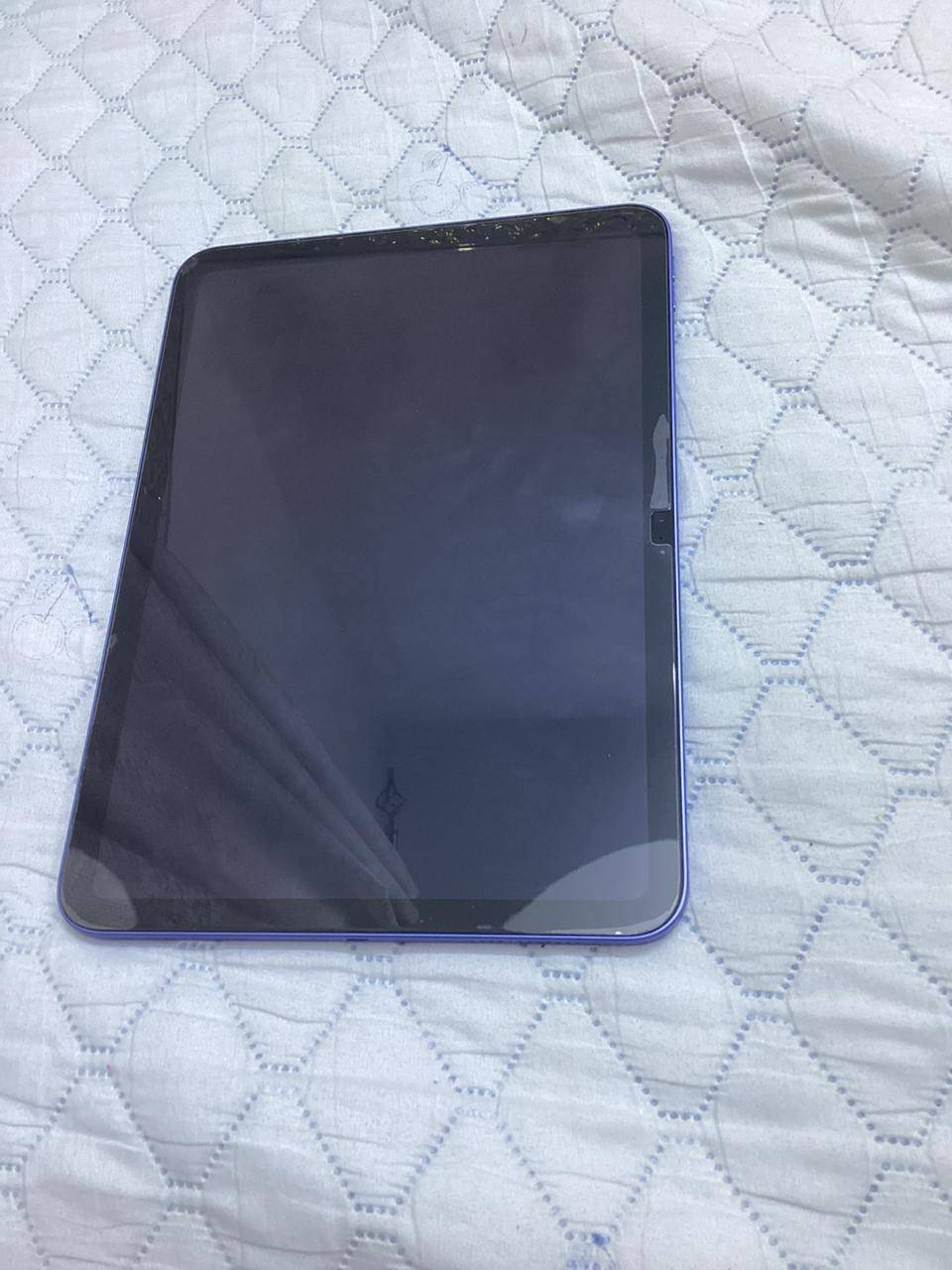 📱 للبيع: iPad 10th Generation 64GB Wi‑Fi – حالة ممتازة وسعر مناسب
السلام عليكم،
للبيع آيباد الجيل العاشر (iPad 10)، مساحة 64 غيغا، واي فاي فقط (بدون شريحة). الجهاز بحالة ممتازة جداً وما فيه أي خدش أو مشكلة، والشاحن الأصلي موجود معاه.

· الموديل: iPad 10th Generation (2022)
· المساحة: 64GB
· الشبكة: Wi‑Fi فقط (ما فيه شريحة)
· الحالة: ما بيه شي، نظيف وممتاز
· الملحقات: الشاحن الأصلي موجود

السعر: 400,000 دينار عراقي (قابل للتفاوض للجادين)
الموقع: ميسان – حي الخضراء
سبب البيع: ترقية لجهاز أحدث

للتواصل والاستفسار على هذا رقم واتساب 
📞 ***********
