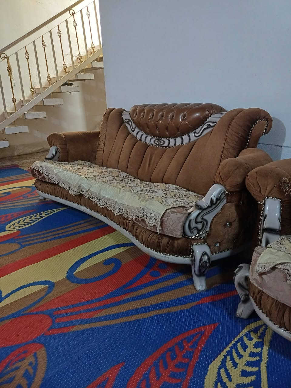 قنفات تركي  خشب ثقيل نظافة ٩٠%
السعر ٣٥٠ 
العنوان طريق الاسكان الصناعي قرب السيطره


**إذا كنت صاحب هذا الإعلان وتريد حذفه لأي سبب، رجاءا أرسل رسالة إلى الدعم الفني**