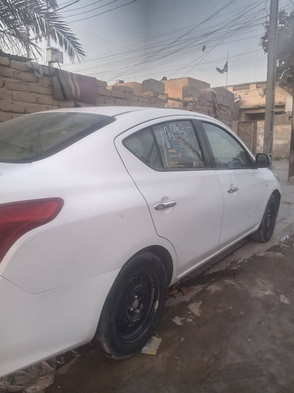 السلام عليكم. نسيان صني هندي موديل 21 اقصاد بعد سنه وتخلص بيها بس هذا الموضح بصورة والباقي كفاله كير ومكينه وتبريد بمكاني بصره حي الحسين شارع التاميم السعر 103 وبينها مجال والمو شراي لا يتصلالرقم ***********
