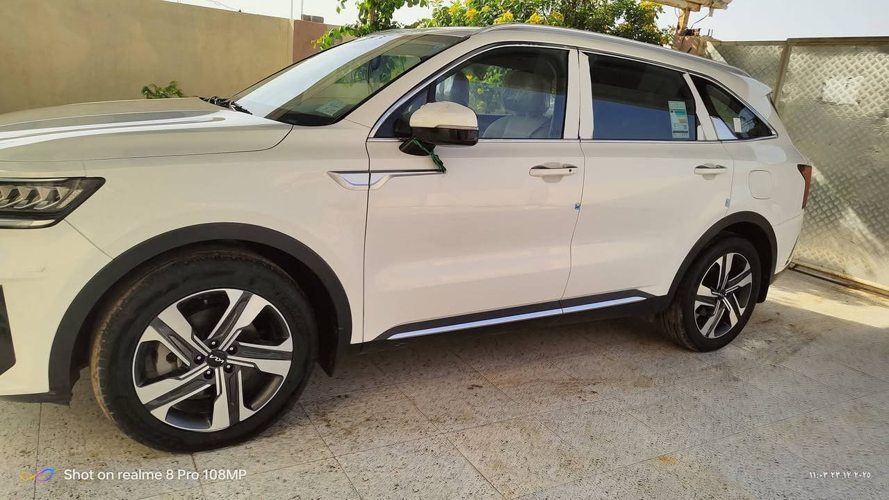 سورنتو موديل 22 مكفولة كفاله عامه خليجي مواصفات فول ماعدا البانوراما 7راكب تبريد  ٣قطع هندبريك بصمه كامره حساسات تشغيل بصمه تشغيل عن بعد لايت زنون اربع رقم ذي قار باسمي عدسات ماشيه 58 ألف للاستفسار الاتصال على الرقم ***********
