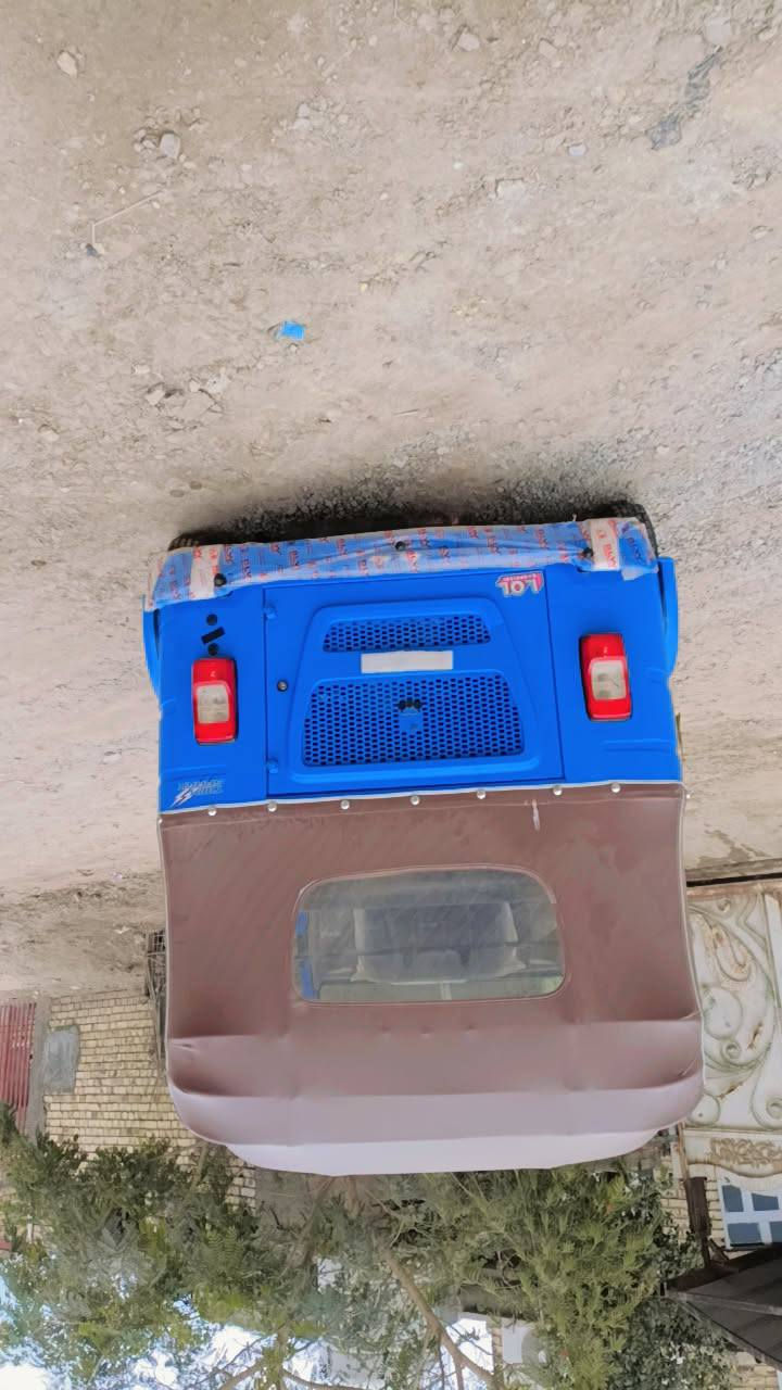 سلام عليكم تكتك البيع موديل 22بشهر 7التكتك اوراق صادق وخالد التكتك كفاله عامه وخير من الله تاير جبلي تخم لايت زنون البدي ما معمر علا وضع الشركه لحد هسه ما بيها خياس وضع شركه التكتك احلا من الصور المكان بابل القاسم اي استفسار عل رقم ***********
