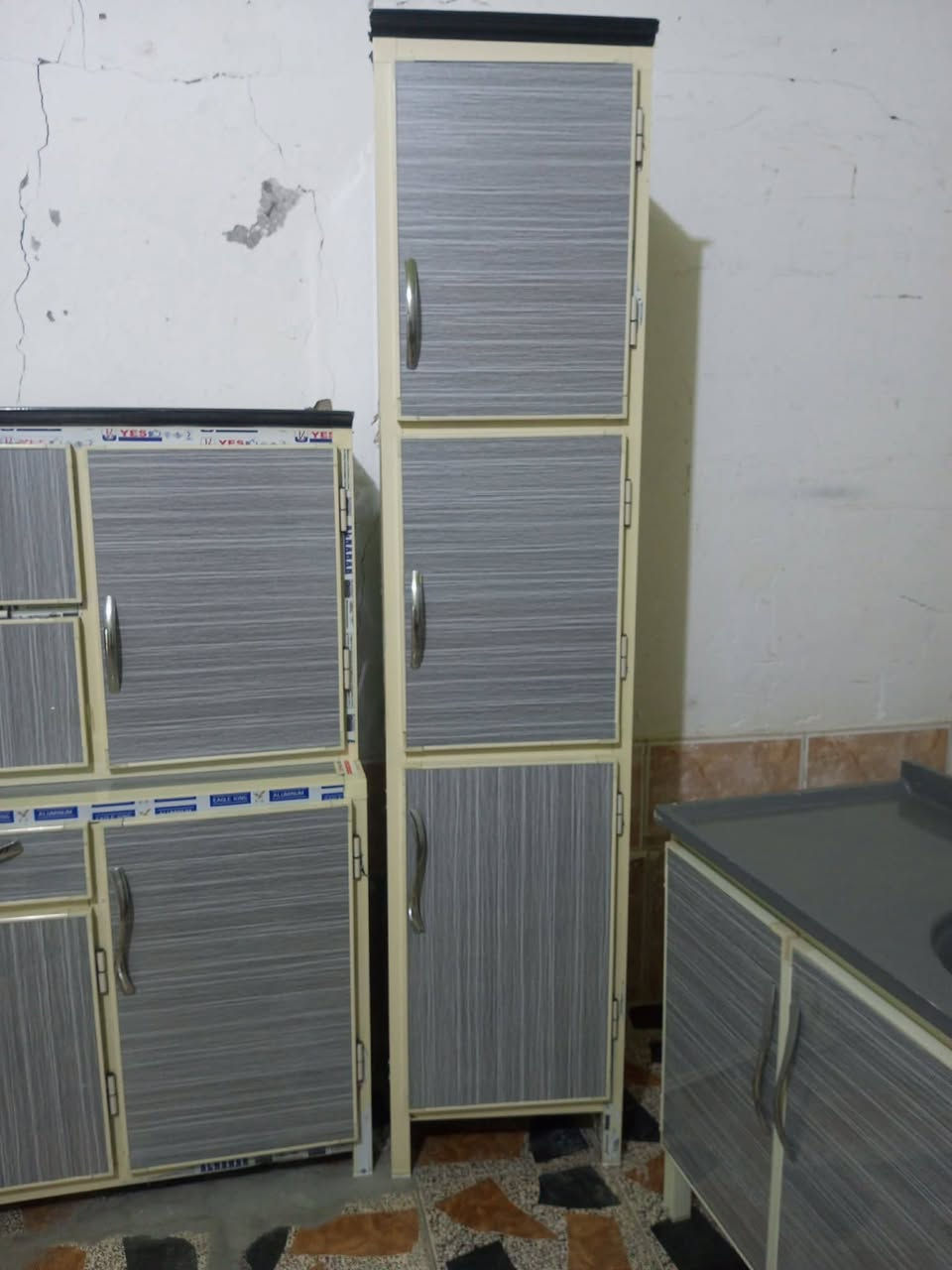 يا رزاق للبيع السعر 850 استخدام قليل تسكام الثقيل ويه السنك يصير خمس امتار أو نص ست  قطع بس السنك مرمر الشراي يراسلني خاص ادزله الفيديو والعنوان


**إذا كنت صاحب هذا الإعلان وتريد حذفه لأي سبب، رجاءا أرسل رسالة إلى الدعم الفني**